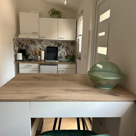 Apartment Rosi 2, Peaceful In Pula, Free Parking *