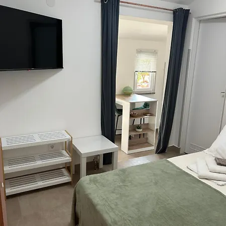 Rosi 2, Peaceful In Pula, Free Parking *